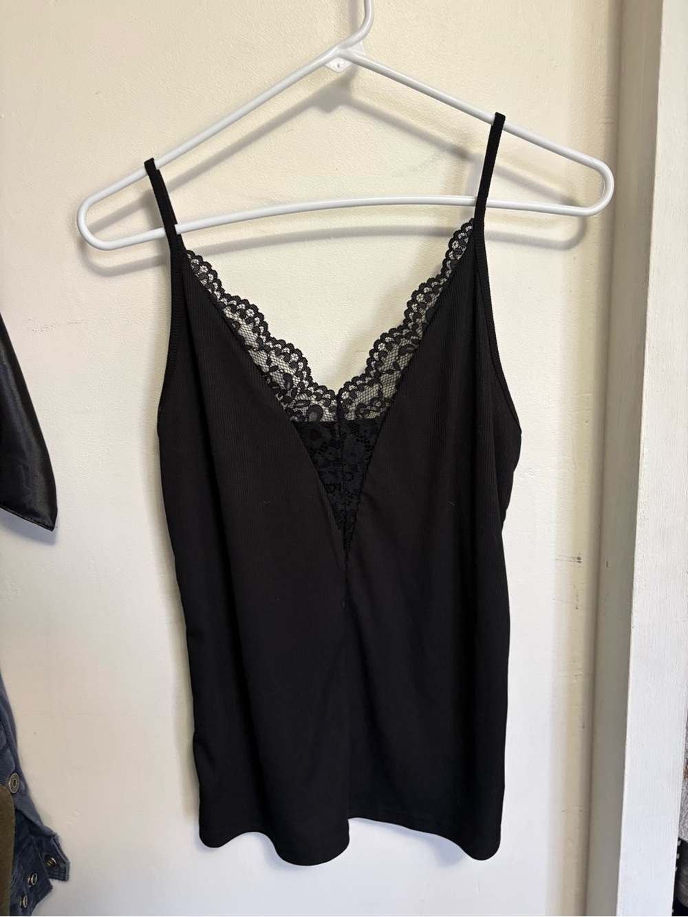 SHEIN Black Lace V-Neck Cami